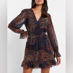 Express Printed V Neck Smocked Waist Dress Sz S